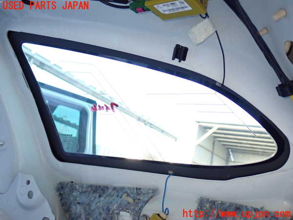 2UPJ-33781380]ボルボ・V60(FB4164T)右クォーターガラス 中古(43R-001564 M532)_m0003.jpg