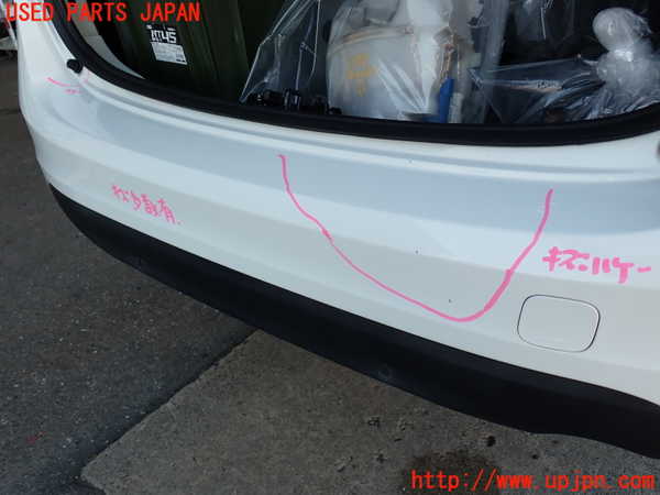 2UPJ-33781610]ボルボ・V60(FB4164T)リアバンパー 中古_m0003.jpg