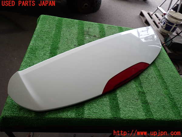 2UPJ-33781520]ボルボ・V60(FB4164T)リアスポイラー 中古_m0001.jpg