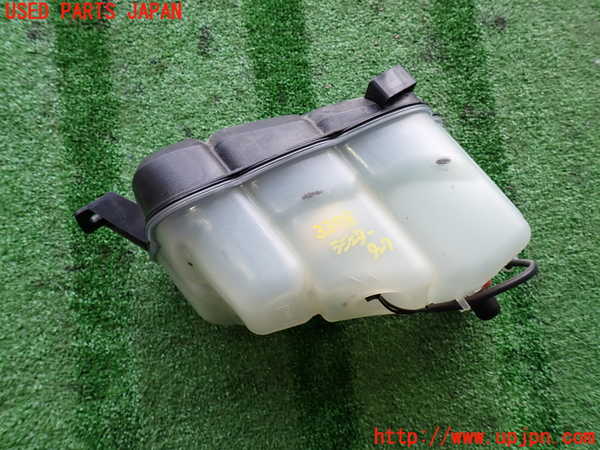 2UPJ-33782410]ボルボ・V60(FB4164T)ラジエータータンク 中古_m0003.jpg