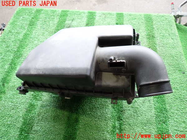 2UPJ-33782560]ボルボ・V60(FB4164T)エアクリーナーボックス 中古_m0002.jpg