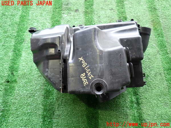 2UPJ-33782560]ボルボ・V60(FB4164T)エアクリーナーボックス 中古_m0003.jpg