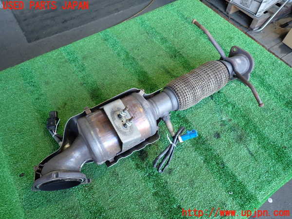 2UPJ-33782662]ボルボ・V60(FB4164T)触媒2 中古_m0003.jpg