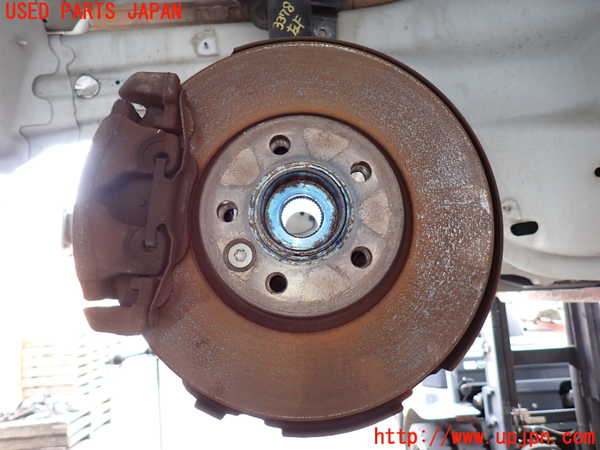 2UPJ-33784295]ボルボ・V60(FB4164T)左フロントナックルハブ 中古_m0001.jpg