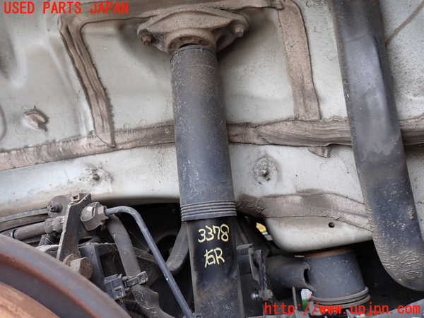 2UPJ-33785070]ボルボ・V60(FB4164T)右リアショックアブソーバー 中古_m0001.jpg