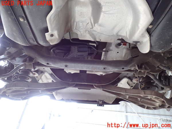 2UPJ-33785295]ボルボ・V60(FB4164T)リアメンバー 中古_m0002.jpg