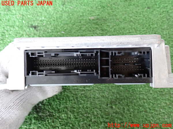 2UPJ-33786145]ボルボ・V60(FB4164T)エアバッグコンピューター 中古_m0002.jpg