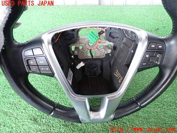 2UPJ-33787855]ボルボ・V60(FB4164T)ステアリングホイール 中古_m0002.jpg