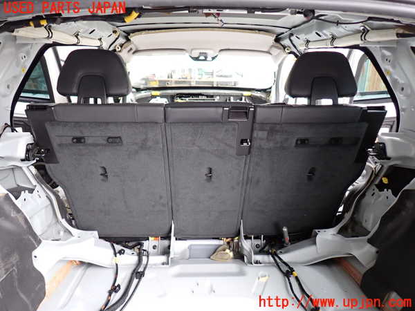 2UPJ-33787385]ボルボ・V60(FB4164T)リアシート 中古_m0005.jpg