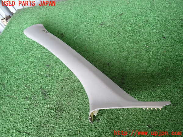 2UPJ-33787660]ボルボ・V60(FB4164T)左フロントピラートリム 中古_m0001.jpg
