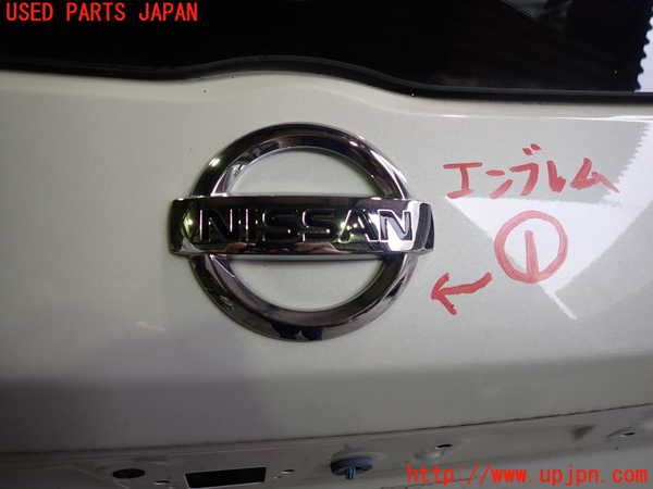 2UPJ-33791631]キックス(RP15)エンブレム1 中古_m0001.jpg