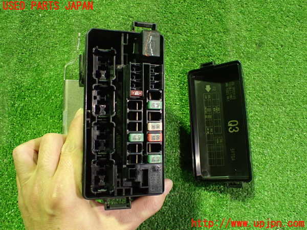 2UPJ-33796742]キックス(RP15)ヒューズボックス2 中古_m0003.jpg
