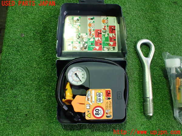 2UPJ-33797805]キックス(RP15)車載工具 中古_m0002.jpg