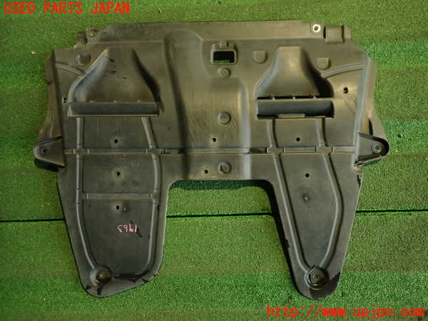 2UPJ-33812170]アバルト・595(312142)エンジンアンダーカバー 中古_m0001.jpg