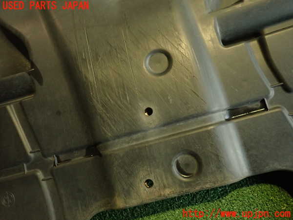 2UPJ-33812170]アバルト・595(312142)エンジンアンダーカバー 中古_m0002.jpg