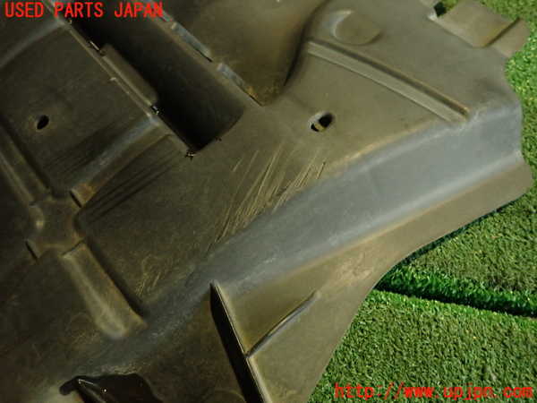 2UPJ-33812170]アバルト・595(312142)エンジンアンダーカバー 中古_m0003.jpg