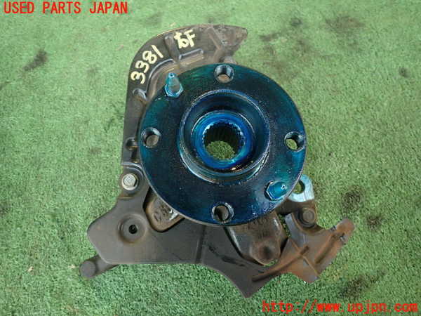 2UPJ-33814290]アバルト・595(312142)右フロントナックルハブ 中古_m0001.jpg