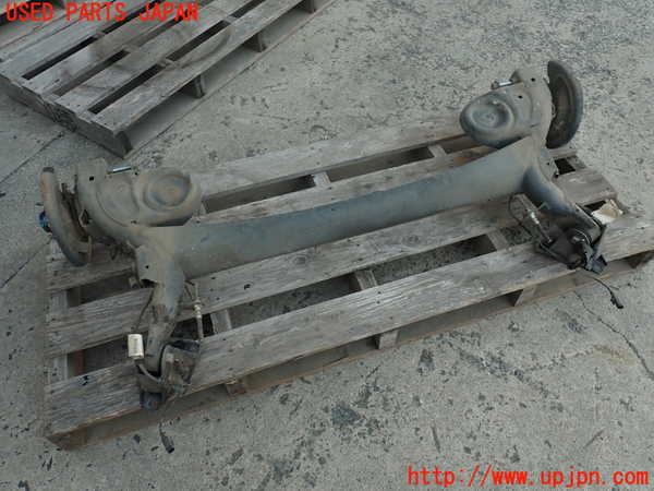 2UPJ-33815380]アバルト・595(312142)リアアクスルビーム 中古_m0005.jpg