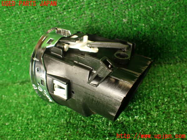 2UPJ-33817528]アバルト・595(312142)エアコン吹き出し口3 (左) 中古_m0003.jpg