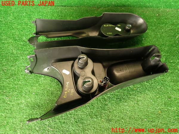 2UPJ-33817540]アバルト・595(312142)センターコンソール 中古_m0005.jpg