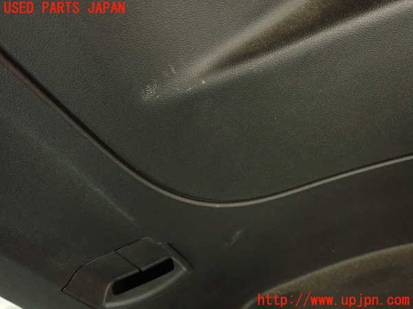 2UPJ-33817675]アバルト・595(312142)右リアピラートリム 中古_m0002.jpg