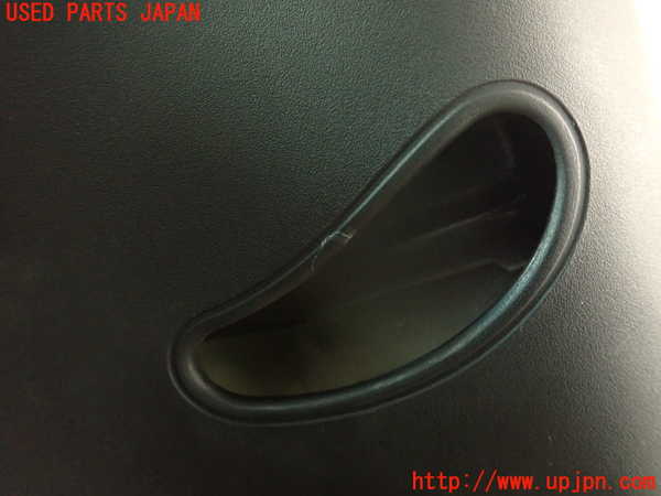 2UPJ-33817675]アバルト・595(312142)右リアピラートリム 中古_m0004.jpg