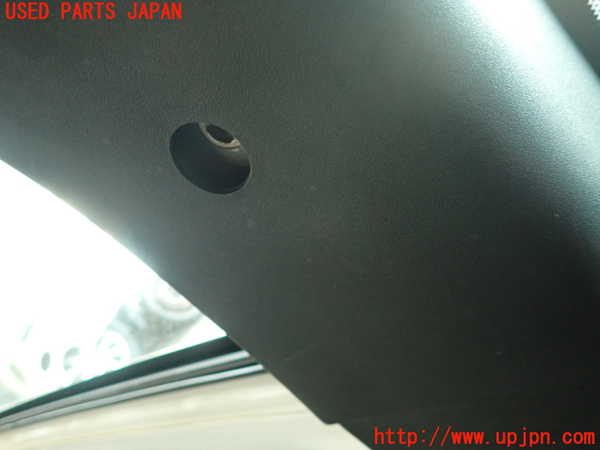 2UPJ-33817675]アバルト・595(312142)右リアピラートリム 中古_m0005.jpg