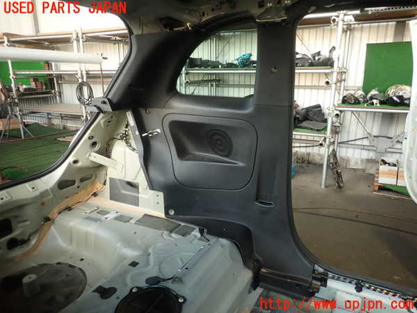 2UPJ-33817680]アバルト・595(312142)左リアピラートリム 中古_m0001.jpg