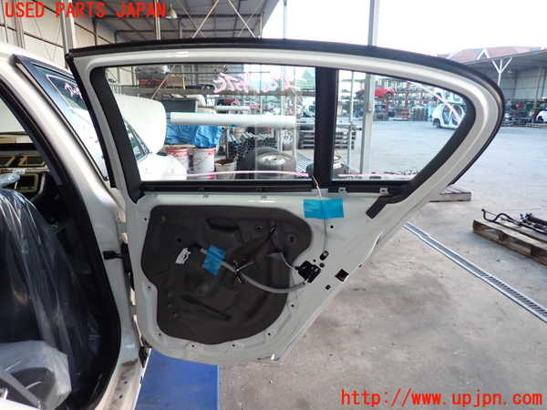 2UPJ-33821290]BMW 120i E87(UD20)右後ドア 中古 PILKINGTON M3232 43R-001583_m0005.jpg