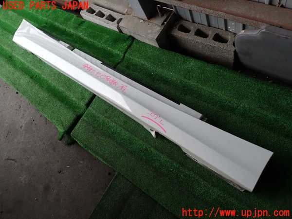 2UPJ-33821390]BMW 120i E87(UD20)右サイドステップ 中古_m0001.jpg