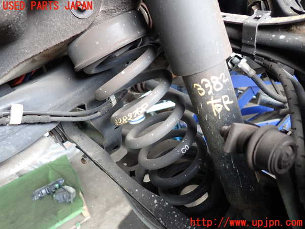2UPJ-33825100]BMW 120i E87(UD20)右リアスプリング 中古_m0001.jpg