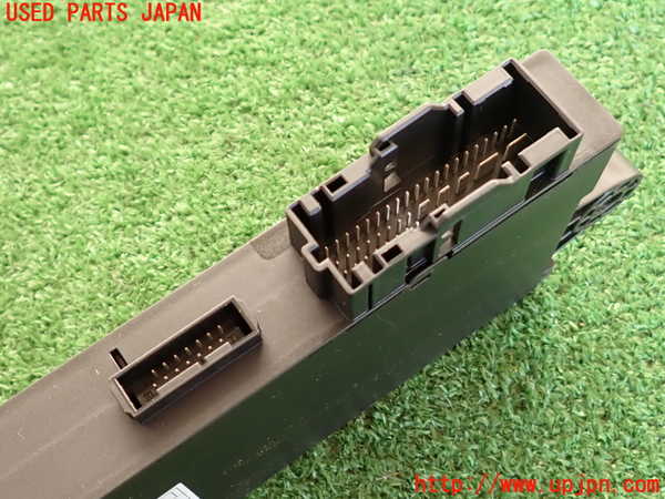 2UPJ-33826147]BMW 120i E87(UD20)コンピューター2 中古 6135 9217853-01_m0004.jpg