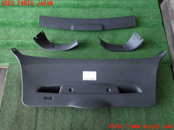 2UPJ-33821578]BMW 120i E87(UD20)バックドア内張り 中古_m0001.jpg