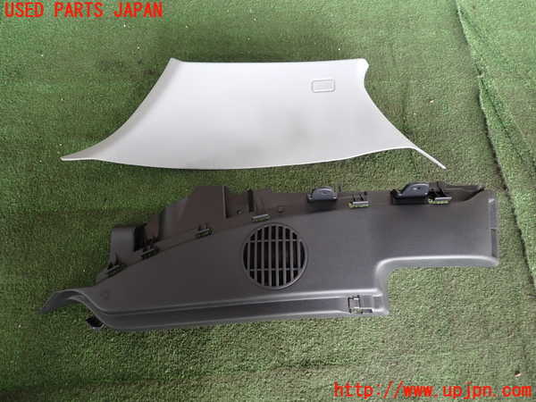 2UPJ-33827680]BMW 120i E87(UD20)左リアピラートリム 中古_m0001.jpg