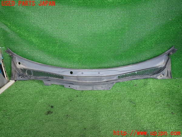 2UPJ-33831190]ボルボ・V50(MB4204S)カウルトップ 中古_m0001.jpg