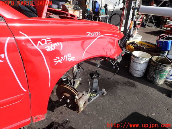 2UPJ-33831080]ボルボ・V50(MB4204S)右前フェンダー (ジャンク品) 中古_m0002.jpg