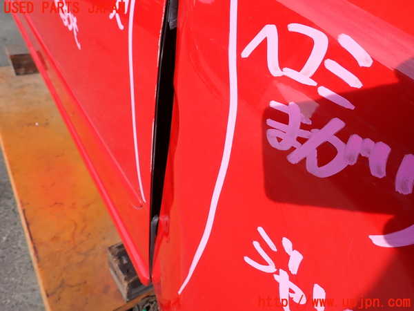 2UPJ-33831080]ボルボ・V50(MB4204S)右前フェンダー (ジャンク品) 中古_m0004.jpg