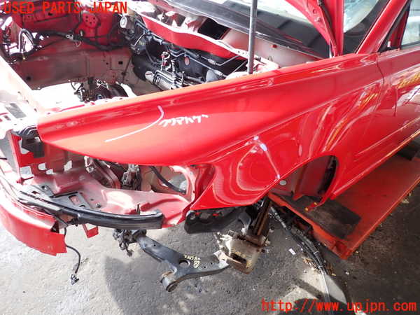 2UPJ-33831082]ボルボ・V50(MB4204S)左前フェンダー 中古_m0002.jpg