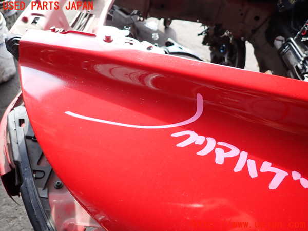 2UPJ-33831082]ボルボ・V50(MB4204S)左前フェンダー 中古_m0003.jpg