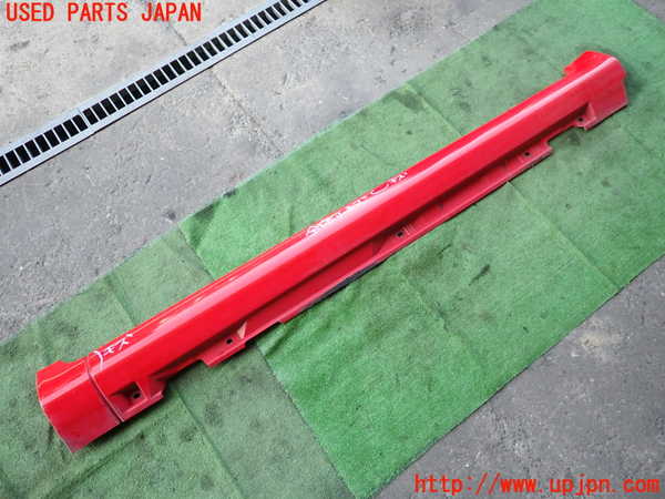 2UPJ-33831390]ボルボ・V50(MB4204S)右サイドステップ 中古_m0001.jpg