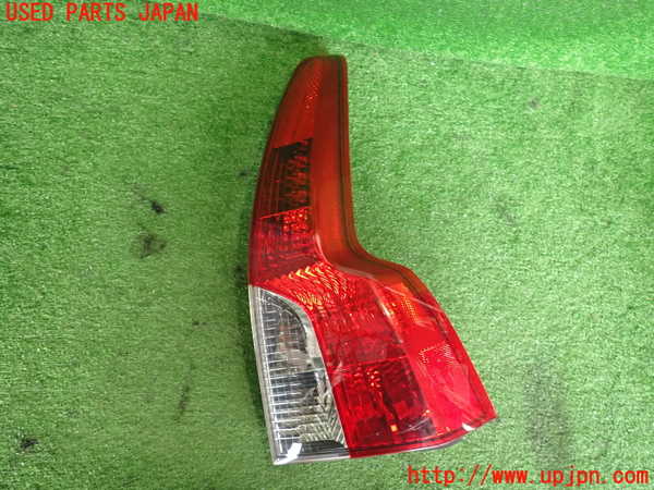 2UPJ-33831530]ボルボ・V50(MB4204S)右テールランプ 中古_m0001.jpg