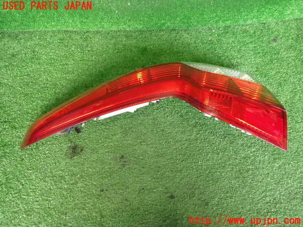 2UPJ-33831536]ボルボ・V50(MB4204S)左テールランプ 中古_m0002.jpg