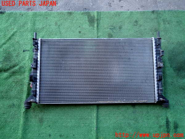 2UPJ-33832321]ボルボ・V50(MB4204S)ラジエーター1 中古_m0002.jpg