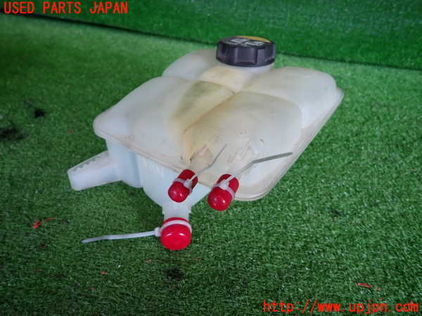 2UPJ-33832410]ボルボ・V50(MB4204S)ラジエータータンク 中古_m0002.jpg