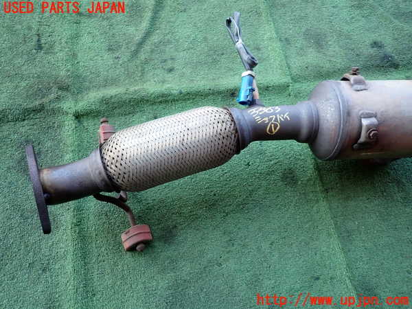 2UPJ-33832661]ボルボ・V50(MB4204S)触媒1 中古_m0003.jpg