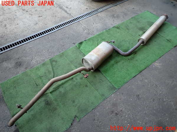 2UPJ-33832671]ボルボ・V50(MB4204S)リアマフラー1 中古_m0001.jpg