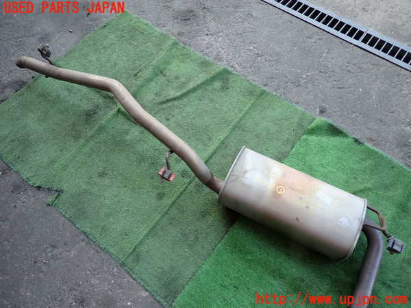 2UPJ-33832671]ボルボ・V50(MB4204S)リアマフラー1 中古_m0003.jpg