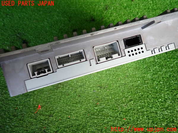 2UPJ-33836525]ボルボ・V50(MB4204S)アンプ 中古_m0003.jpg