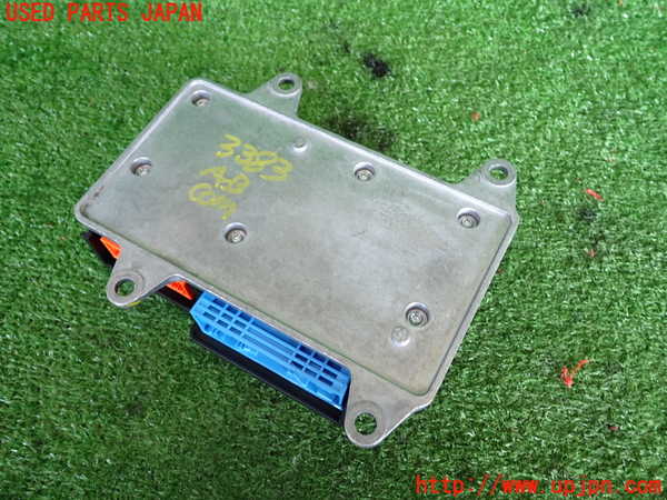 2UPJ-33836145]ボルボ・V50(MB4204S)エアバッグコンピューター 中古_m0002.jpg