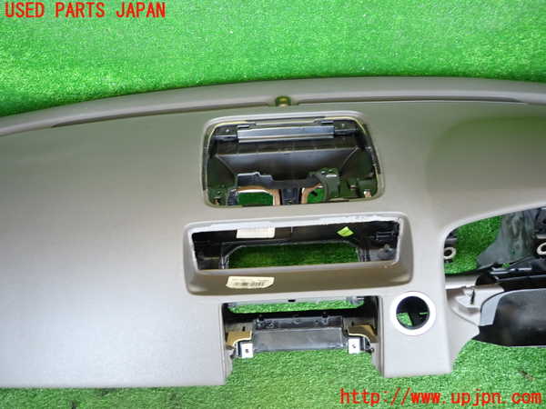 2UPJ-33837505]ボルボ・V50(MB4204S)ダッシュボード 中古_m0004.jpg